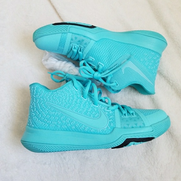 kyrie 3 tiffany